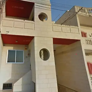 Homestay Luqa Rooms, Luqa